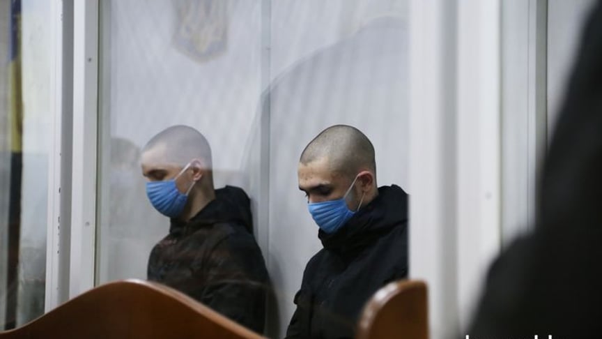 Обвинувачені у замаху на В'ячеслава Соболєва, в результаті якого загинув його син — Євген Семенов та Андрій Лаврега у Шевченківському суді Києва. 14 грудня 2020 року