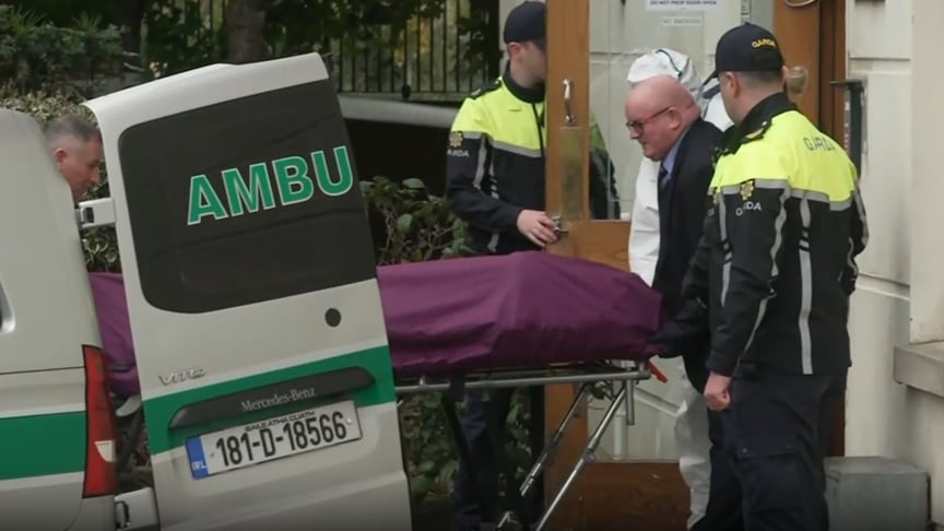 Тіло загиблого в центрі екстреного розміщення в Дубліні Тіло загиблого в центрі екстреного розміщення в Дубліні