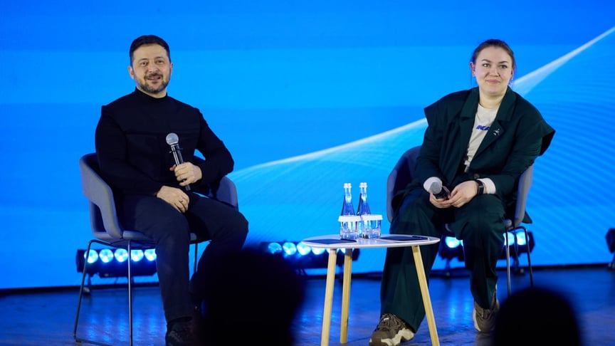 Президент України під час зустрічі зі студентами КАІ