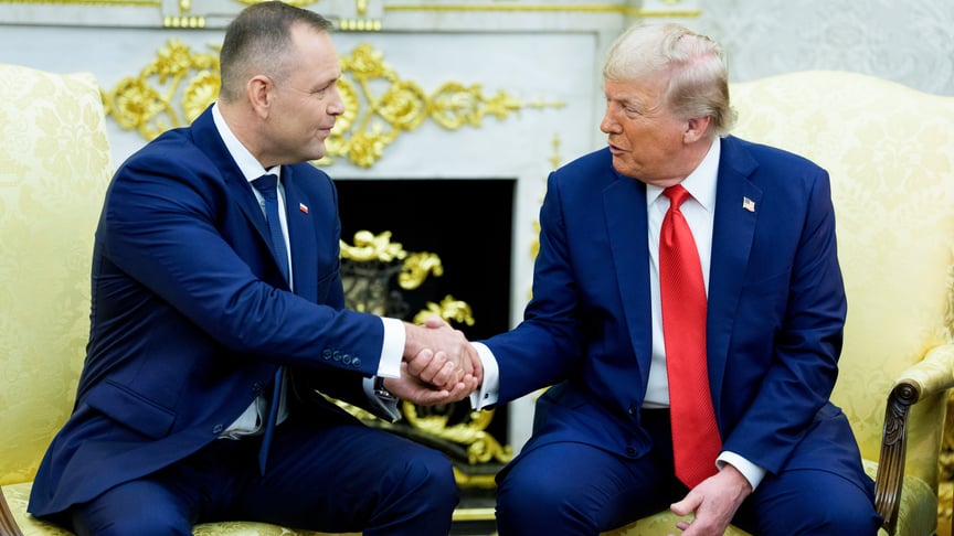 Президент США Дональд Трамп та президент Польщі Кароль Навроцький під час зустрічі в Овальному кабінеті Білого дому, 3 вересня 2025 року