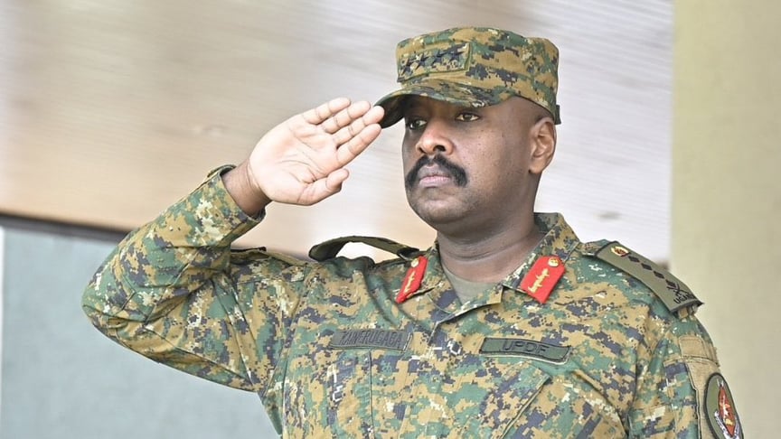 Головнокомандувач Збройних сил Уганди, генерал Мухузі Кайнеругаба