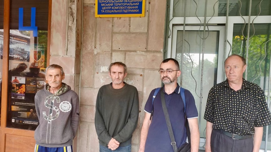 Люди, яких відпустили з ТЦК після візиту представників омбудсмена