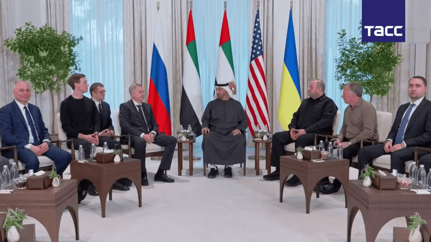 Президент Об'єднаних Арабських Еміратів шейх Мохамед бін Заїд Аль Нахайян приймає голів делегацій, що беруть участь у тристоронніх переговорах між США, Україною та росії, 23 січня 2026 року