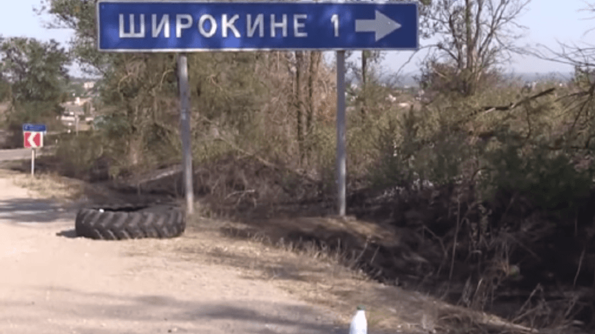 No Man's Land. Between Mariupol and Novoazovsk