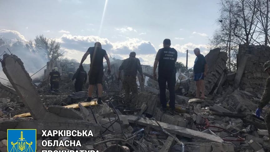 Последствия российского удара по селу Гроза в Харьковской области в октябре 2023-го
