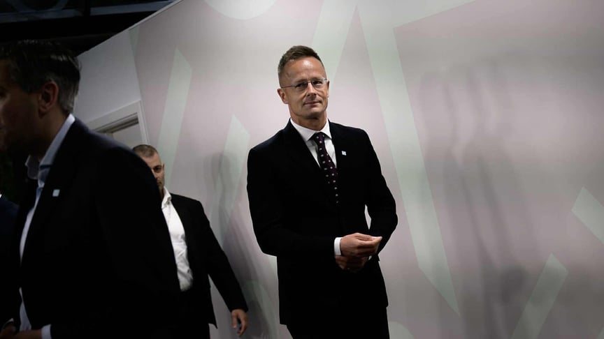 Міністр закордонних справ Угорщини Петер Сіярто Міністр закордонних справ Угорщини Петер Сіярто