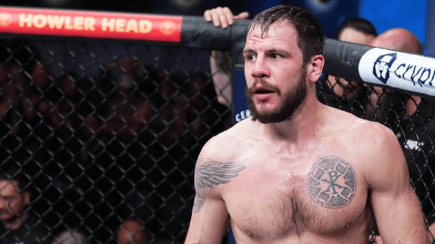 Боєць UFC Микита Крилов