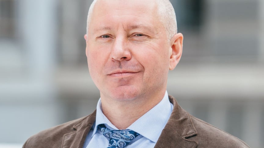Денис Новиков