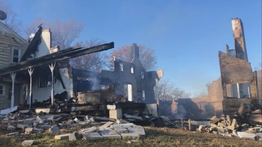 Будинок після пожежі