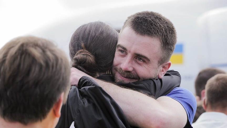 Bogdan Nebylitsa, senior lieutenant and commander of the Nikopol boat that was captured by the Russian FSB, arrives in Kyiv on September 7.