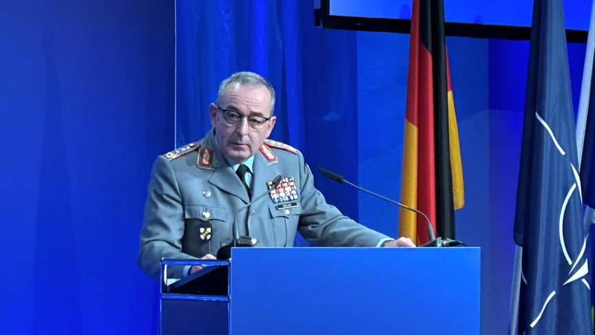 Генеральний інспектор Бундесверу генерал Карстен Броєр