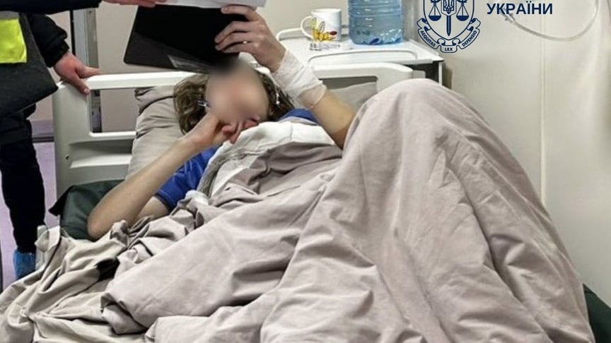 Підозрюваний підліток перебуває у лікарні після того, як нашкодив собі