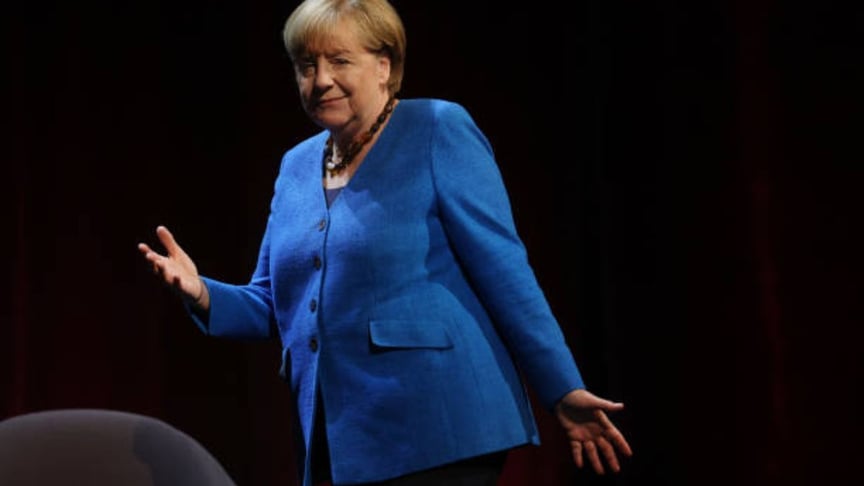 "No need to apologize." Merkel comments on her policy on peace agreements with Russia