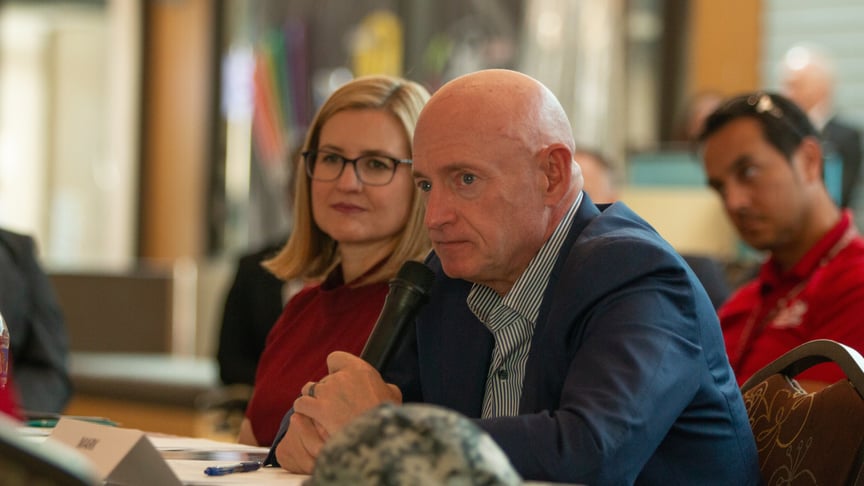 Сенатор Марк Келлі Сенатор Марк Келлі