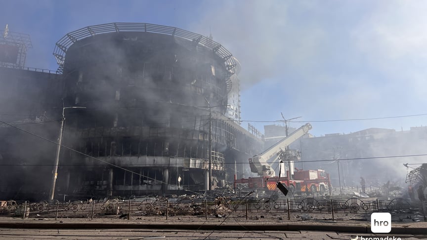 Наслідки російського удару по Шевченківському району Києва Наслідки російського удару по Шевченківському району Києва
