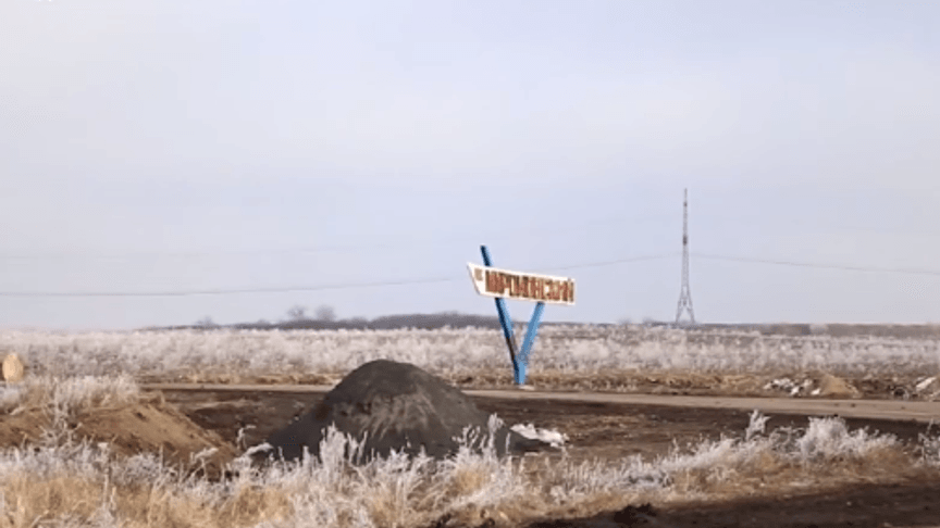 Former Riot Policemen Fight For Ukraine Now