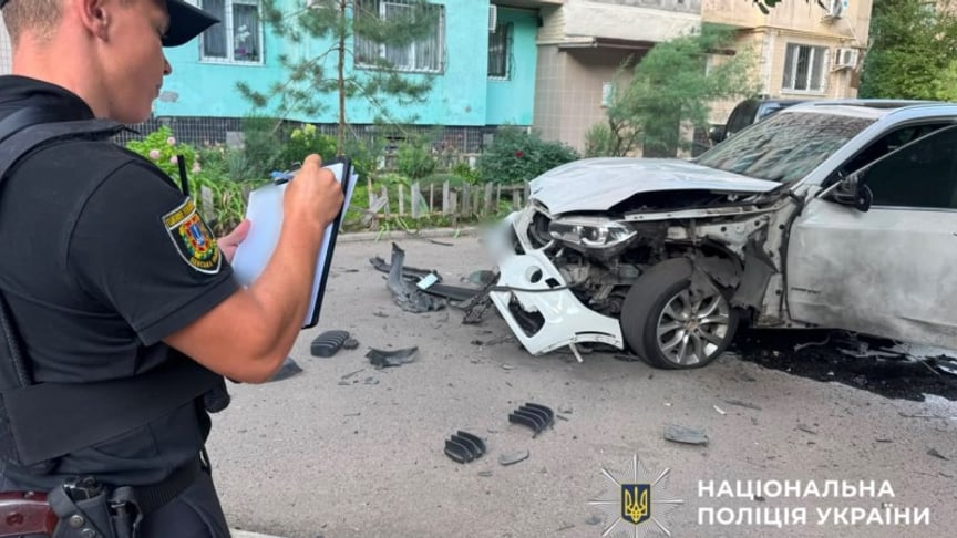 Пошкоджений автомобіль в Одесі