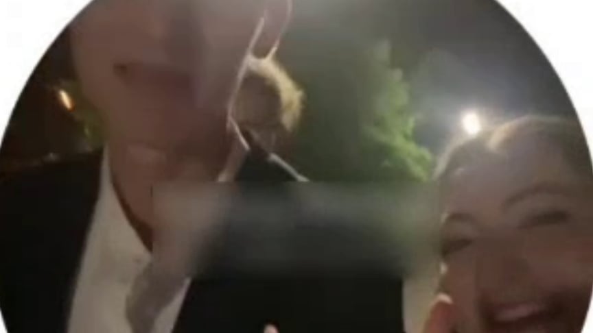 Підлітки з росії зняли відео, на якому співають українські пісні Підлітки з росії зняли відео, на якому співають українські пісні