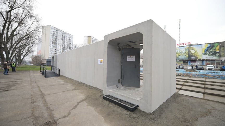 Мобільне укриття у Деснянському районі Києва Мобільне укриття в Деснянському районі Києва
