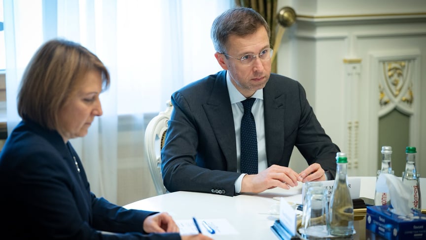 Прем'єр-міністр України Сергій Корецький Прем'єр-міністр України Сергій Корецький