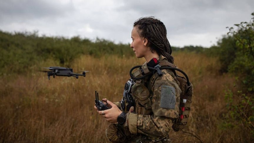 Украинская военная. Иллюстративное фото