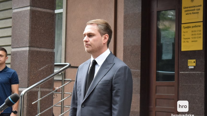 Генеральний прокурор Руслан Кравченко після закінчення судового засідання 14 серпня 2025 року