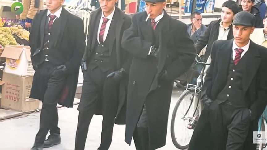 «Поліція моралі» в Афганістані затримала юнаків, одягнених за серіалом «Гострі картузи»: У нас є власні цінності