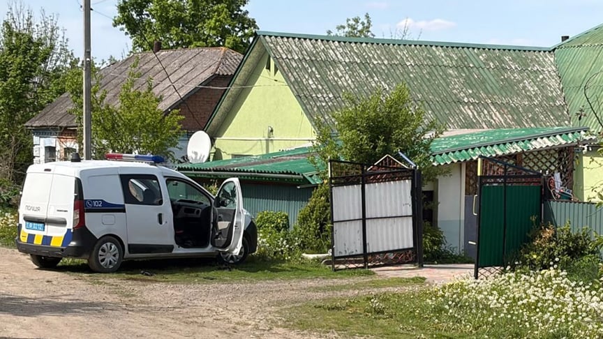На Хмельниччині чоловік напав на поліціянтів