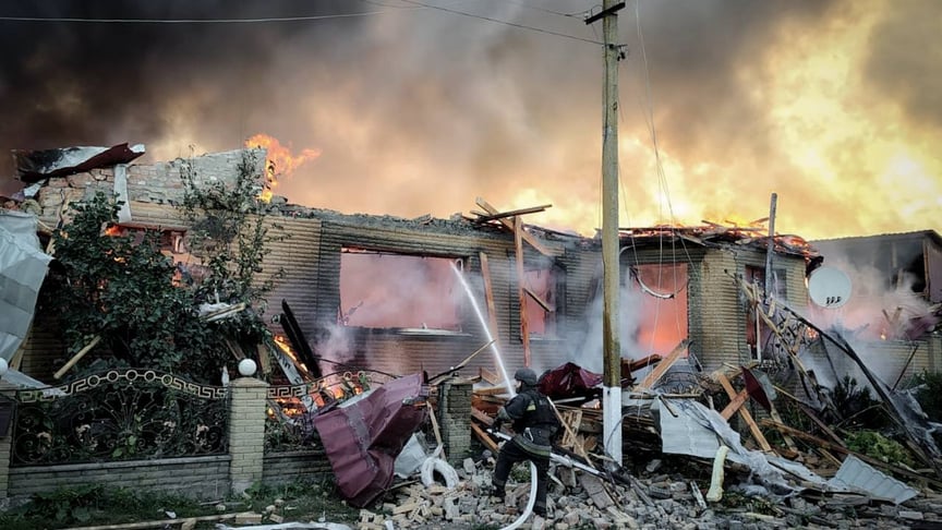 росіяни подвійним ударом убили 9-річного хлопчика та його маму на Сумщині