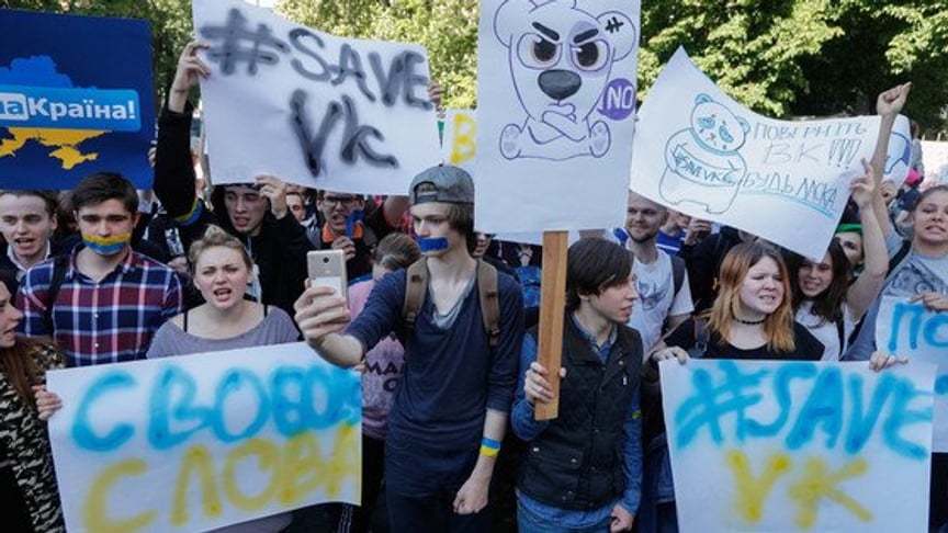 The Sunday Show: Ukraine Web Ban, Saving Crimean Tatar Culture, Berlin's Stance On Ukraine