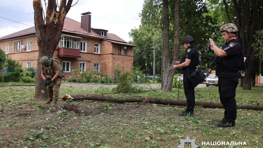 росіяни атакували Суми: постраждали жінка та її 7-річний син