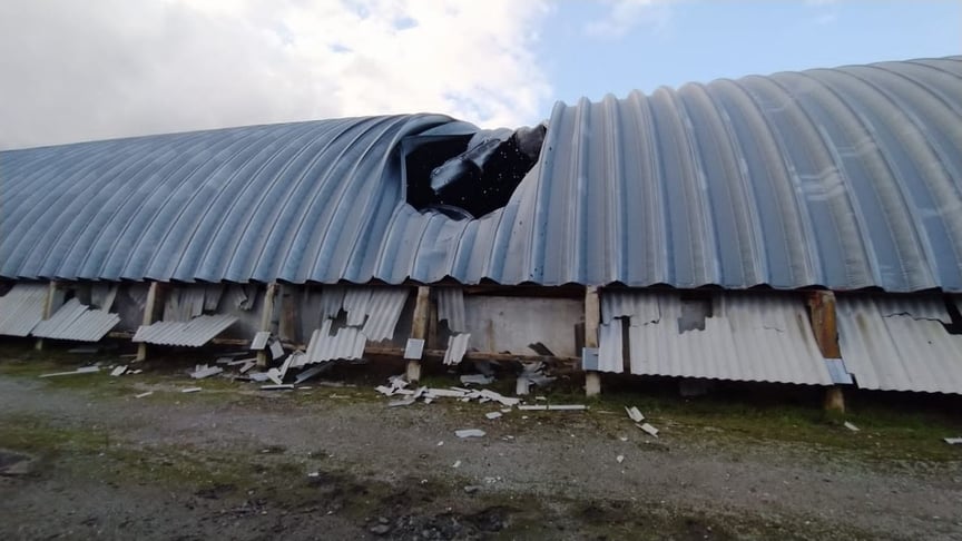 Пошкоджене аграрне підприємство внаслідок російських обстрілів Сумщини 3 жовтня 2022 року