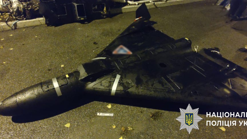 У Києві чоловік перевозив «шахед» на даху авто