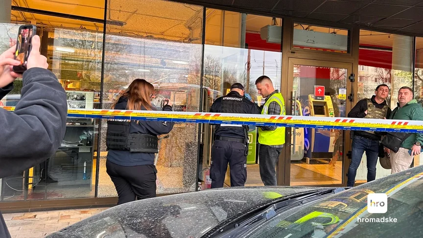 Супермаркет, у якому стрілець тримав заручників