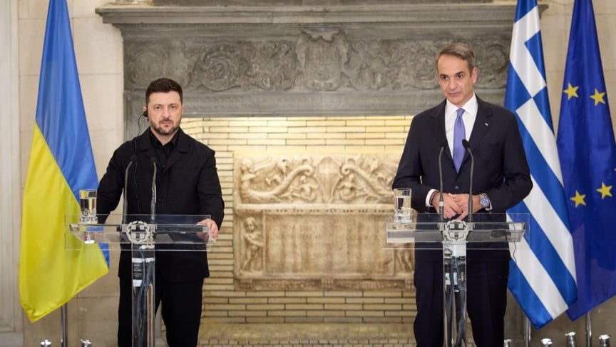 Президент України Володимир Зеленський разом із прем’єр-міністром Греції Кіріакосом Міцотакісом