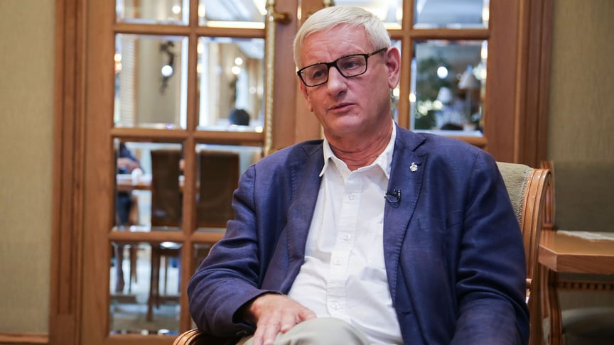 Swedish Diplomat Carl Bildt on Prisoner Swap and Minsk Agreements