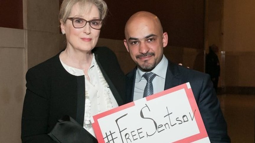 Meryl Streep Backs #FreeSentsov Campaign