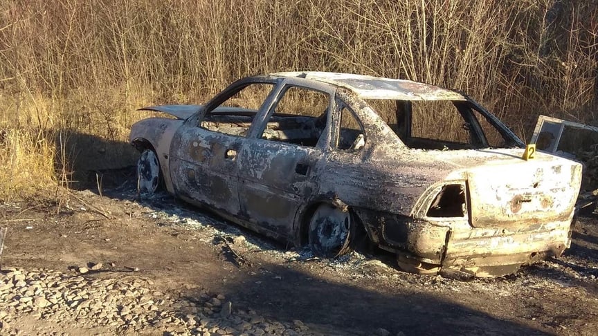 Патрульні поліціянти виявили «Opel Vectra», на якому ймовірно їхали виконавці вибуху у Харкові