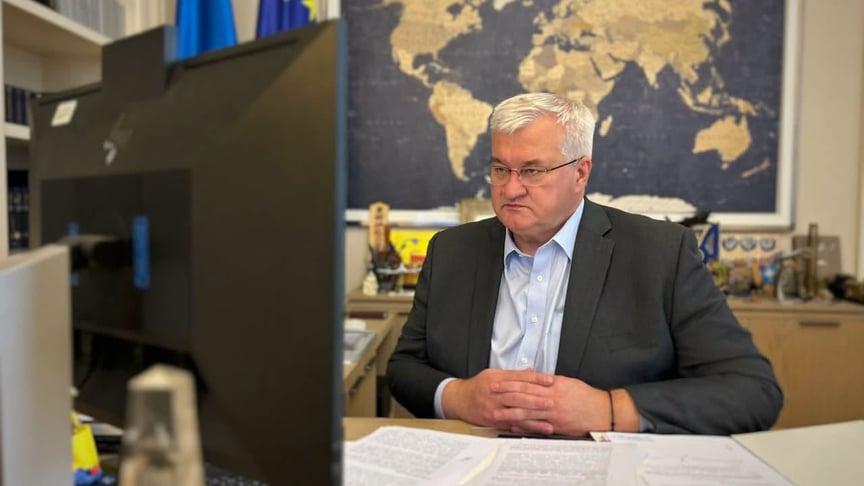 Міністр закордонних справ України Андрій Сибіга Міністр закордонних справ України Андрій Сибіга