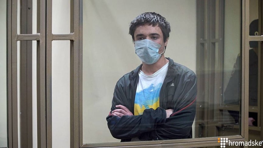 Отец политзаключенного Гриба: на суд не надеемся, разве на обмен между Украиной и Россией
