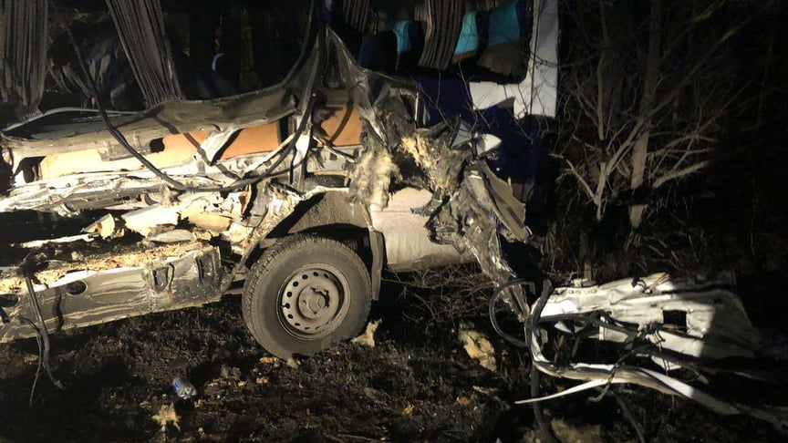 На автошляху Одеса-Овідіополь біля Гребного каналу увечері 29 січня сталася аварія за участю маршрутки, вантажного та легкового автомобілів