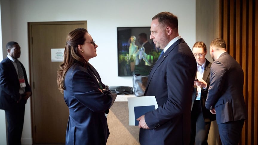 Перша віцепрем'єрка — міністерка економіка Юля Свириденко та керівник Офісу президента Андрій Єрмак у Канаді