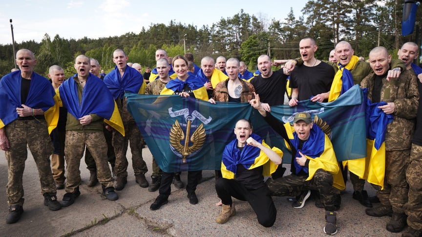 В ходе обмена пленными Украина вернула 390 своих граждан