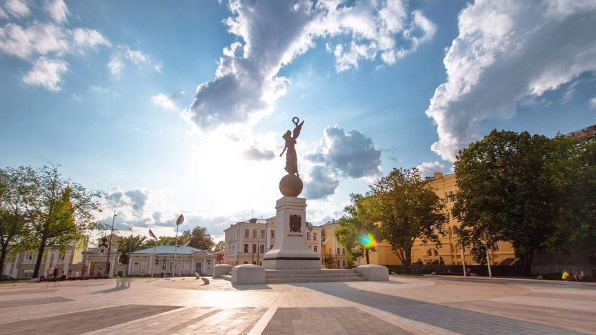 "Flying Ukraine" monument dedicated to the 1991 declaration of Ukrainian independence in the center of Kharkiv, eastern Ukraine.