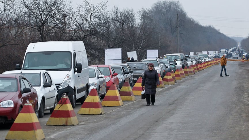 The "Mayorsk" entry-exit checkpoint in the Donetsk region of Ukraine on November 25, 2016.
