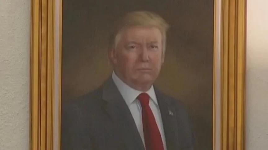 Портрет Дональда Трампа в Капітолії Колорадо Портрет Дональда Трампа в Капітолії Колорадо