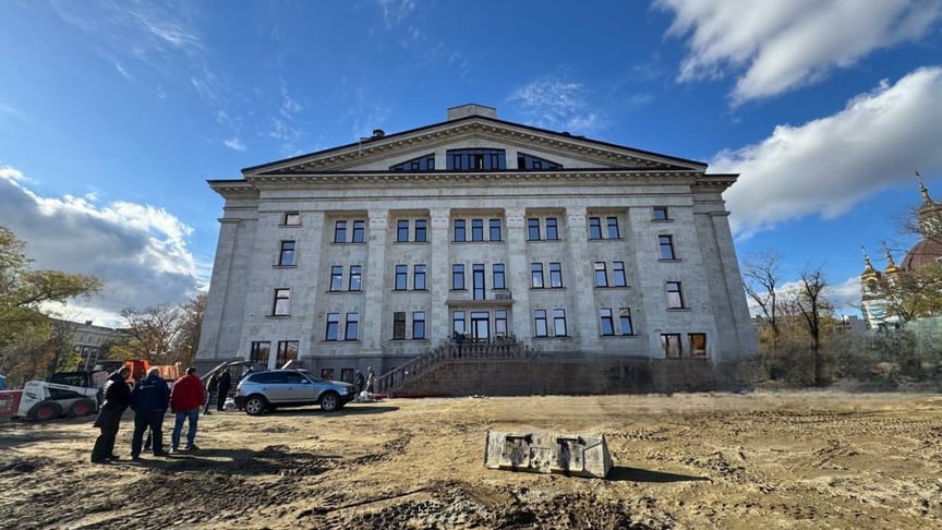 Драматичний театр у Маріуполі Драматичний театр у Маріуполі