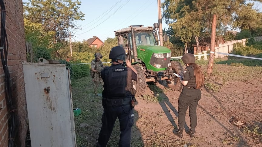 Поліція на місці російського удару по Сумах Поліція на місці російського удару по Сумах