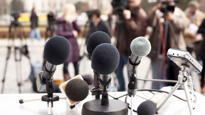 Ukrainian Journalists to Government: Don’t Meddle