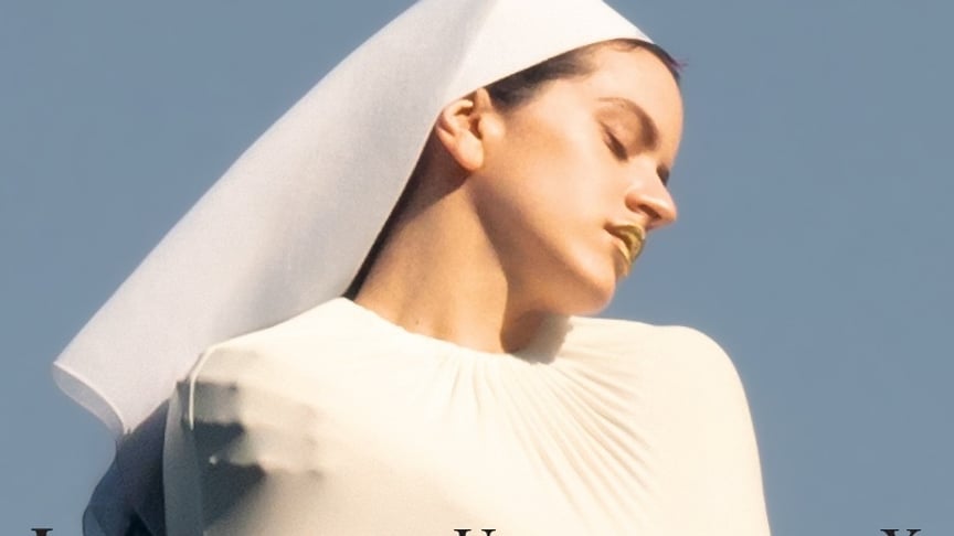 Обкладинка альбому Lux співачки Rosalía